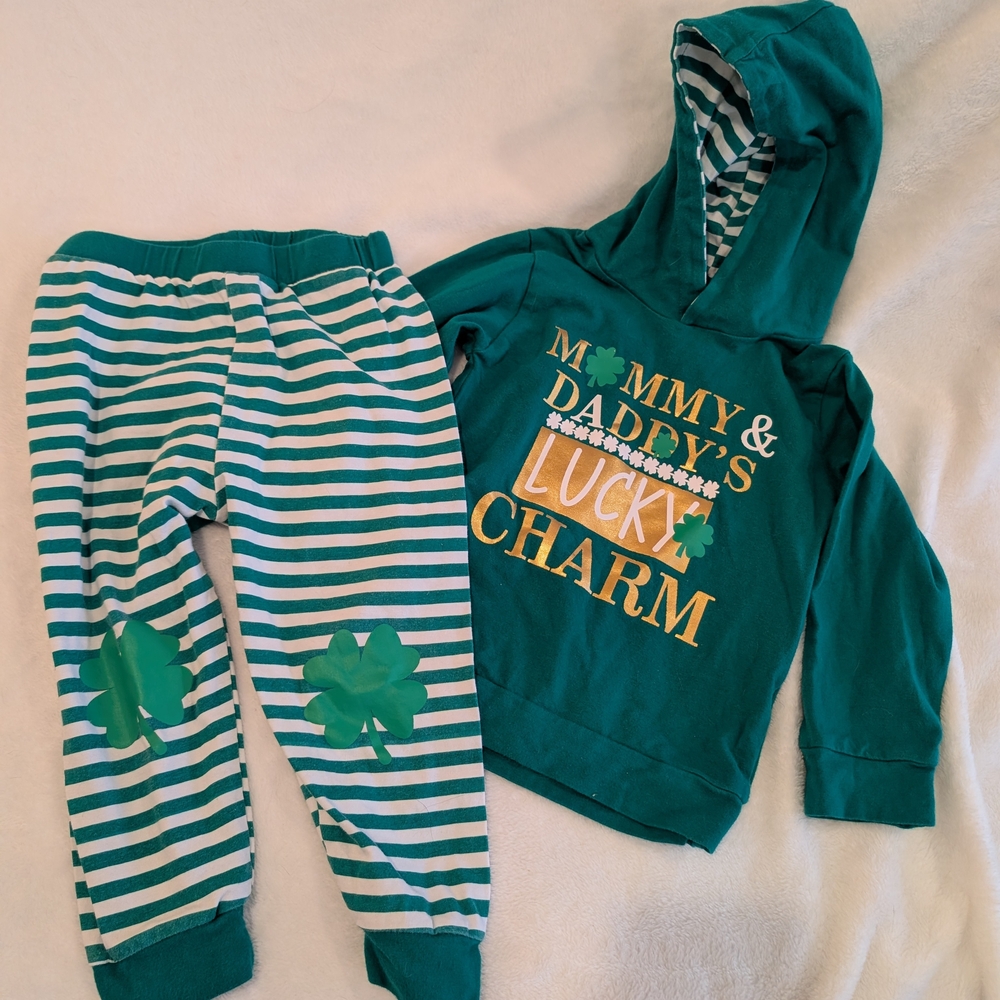 ☘️ 3T St. Patty's Day Lucky Charm Outfit